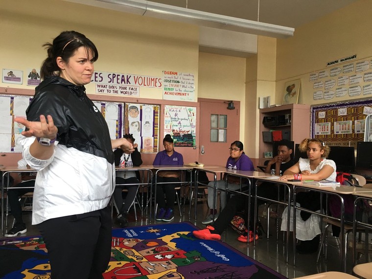 Dạy chữ, dạy người trên Bắc Cực ảnh 2