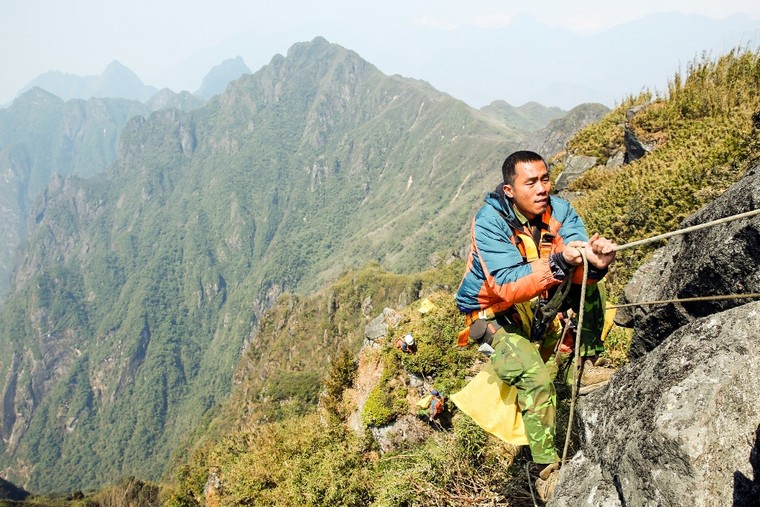 Ai đã tạo nên những 'vườn hoa' lưng chừng trời? ảnh 1