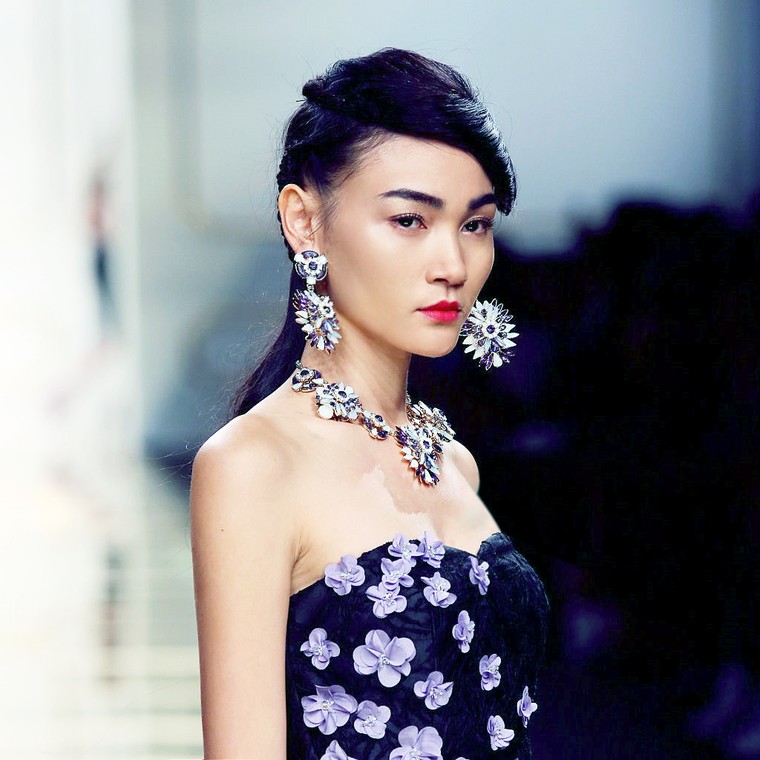 Thùy Trang: 'Người mẫu ngực lép không lo bị lạm dụng' ảnh 1