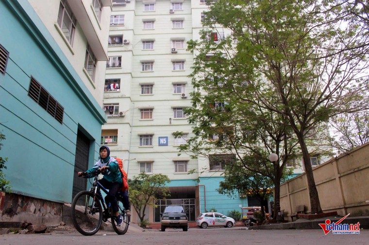 Nền nhà sụt lún, nổ như bom ở Hà Nội ảnh 5