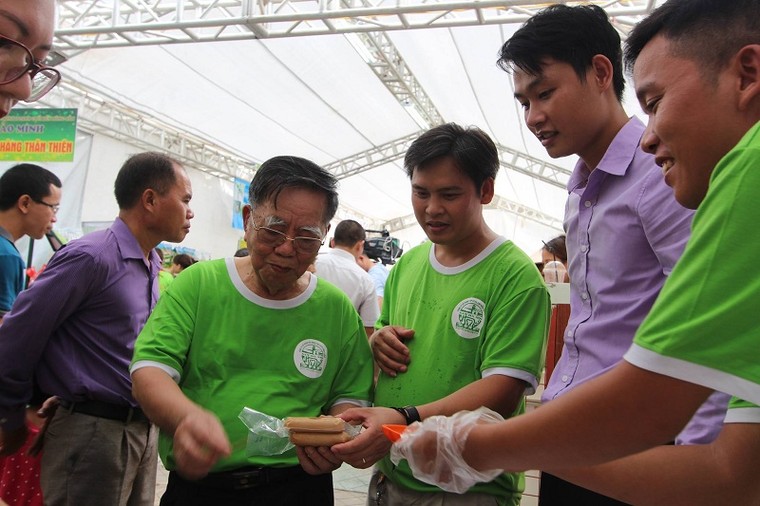 Muốn ăn nông sản sạch thì phải 'lăn' vào nông trại ảnh 6