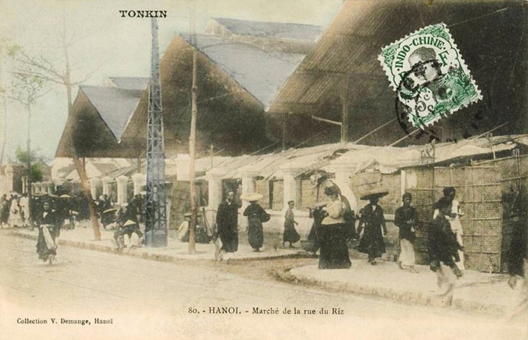 Ảnh xưa quý giá về chợ Đồng Xuân Hà Nội ảnh 2