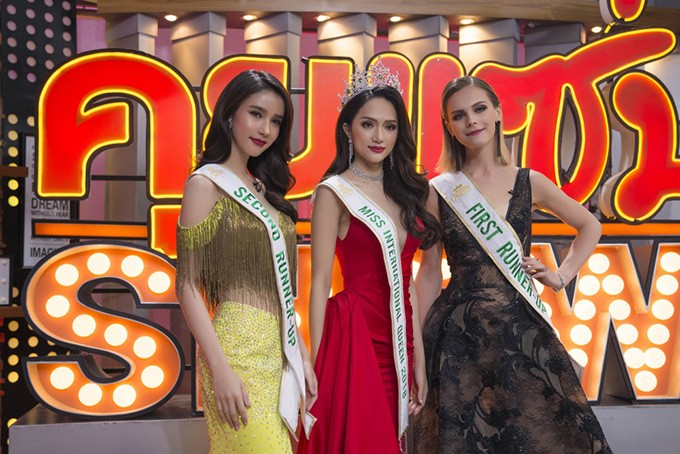 Hương Giang bị hỏi chuyện mua giải Hoa hậu trên sóng trực tiếp của đài Thái Lan ảnh 4