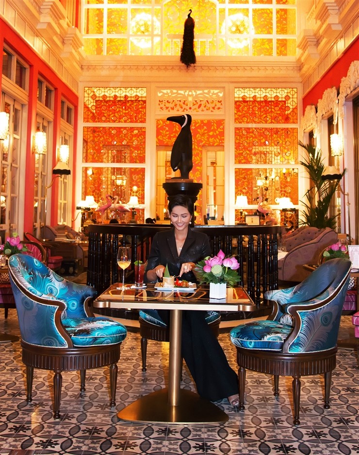 Bữa tối lãng mạn của Tân hoa hậu H’Hen Niê tại JW Marriott Phu Quoc Emerald Bay ảnh 4