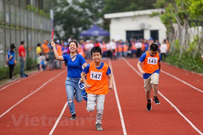 Những khoảnh khắc đáng nhớ trong ngày hội thể thao dành cho trẻ tự kỷ ảnh 5