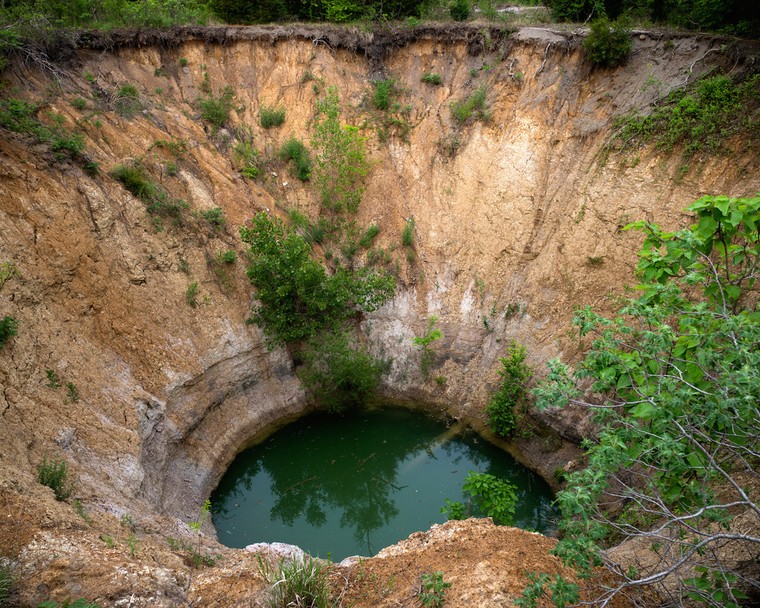 Cái chết của một thị trấn ảnh 3