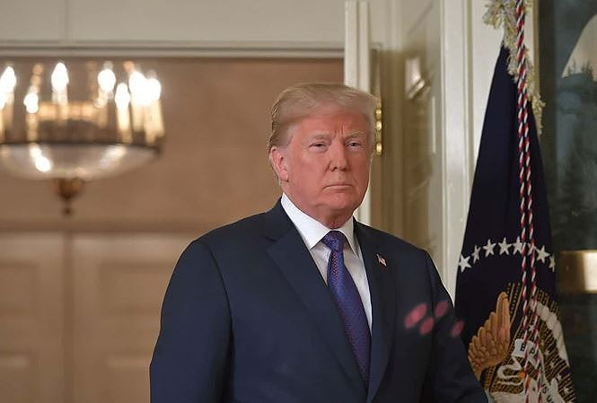 Những hình ảnh mới nhất về cuộc tấn công của Mỹ nhằm vào Syria ảnh 1