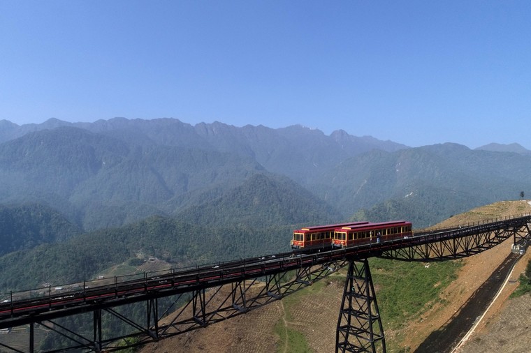 30/4 này, thử dự hội hoa Tây Bắc ở Fansipan không? ảnh 6