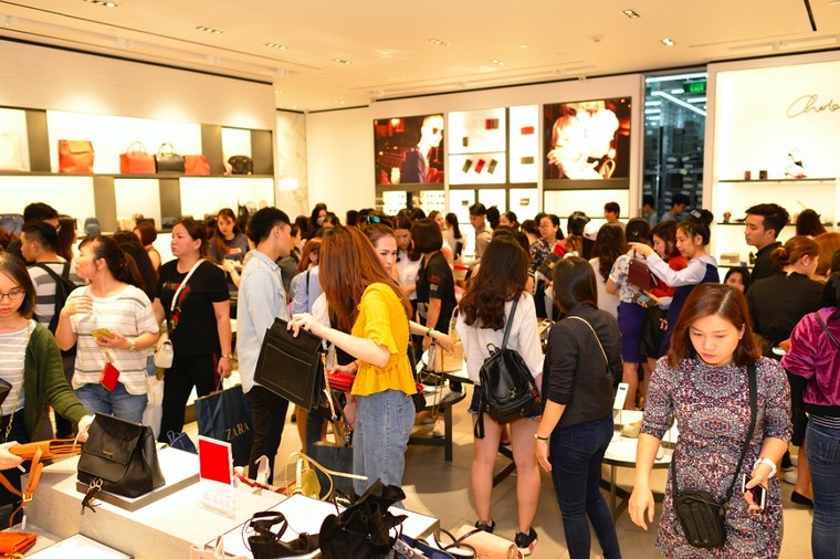 Vincom tưng bừng mở hội mừng đại lễ ảnh 3