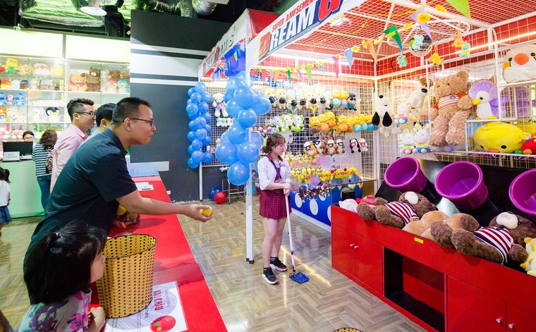 Vincom tưng bừng mở hội mừng đại lễ ảnh 4