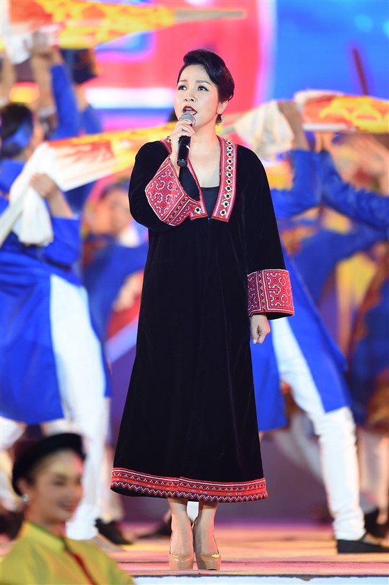 Mãn nhãn với đêm Carnaval Hạ Long ảnh 4