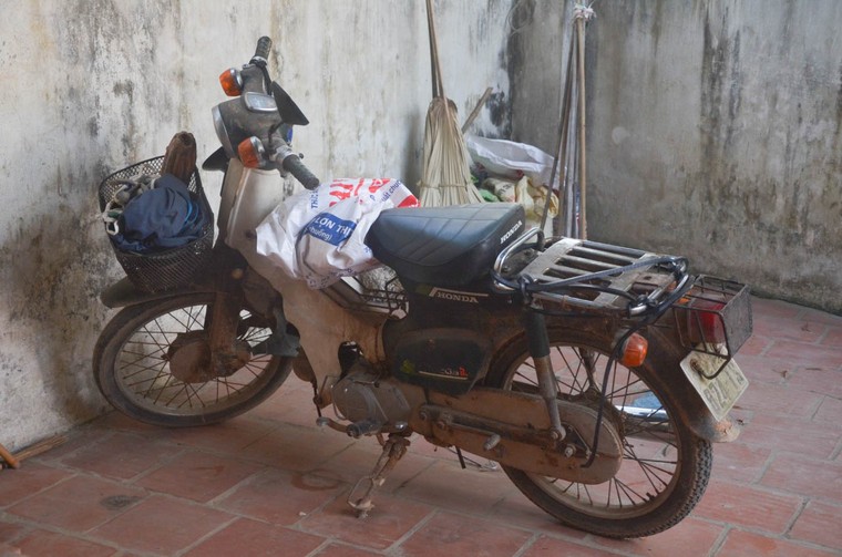 'Con gái, đừng ai bấp bênh, đói nghèo như mẹ' ảnh 4