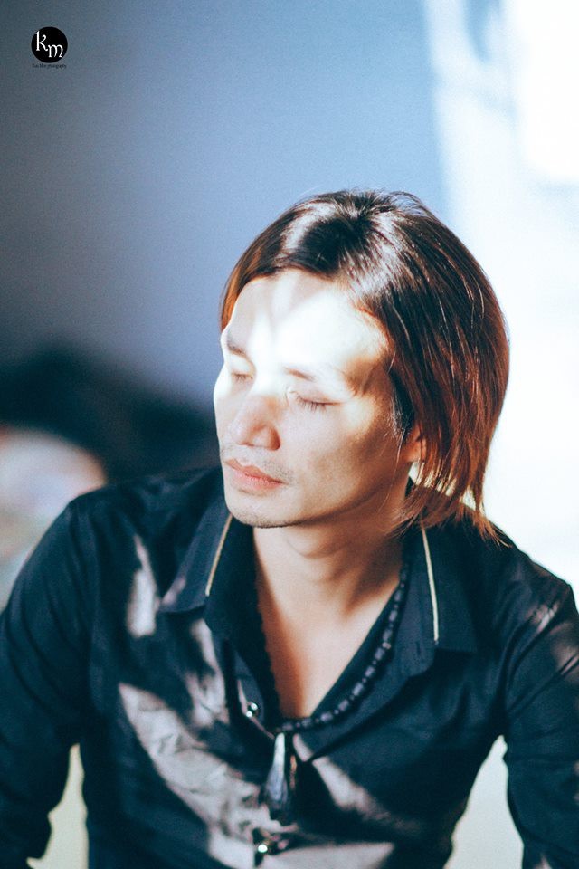 Lệ Rơi ‘tái xuất’ với mái tóc dài xẻ ngôi giữa ảnh 4