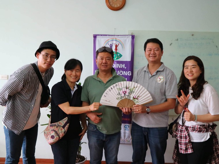 ‘Nghe bằng mắt đôi khi rõ hơn nghe bằng tai’ ảnh 1