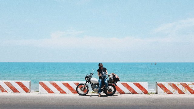 Nữ phượt thủ 9x gây 'sốt' với hành trình 45 ngày chạy xe máy xuyên Việt ảnh 8