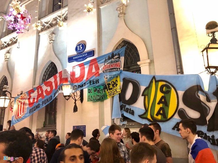 Đêm hội hè miên man trên phố cổ Moscow ảnh 2