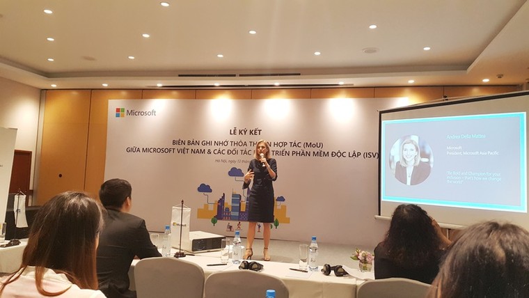 Microsoft đưa giải pháp nhân sự HiStaff lên nền tảng đám mây Azure ảnh 2