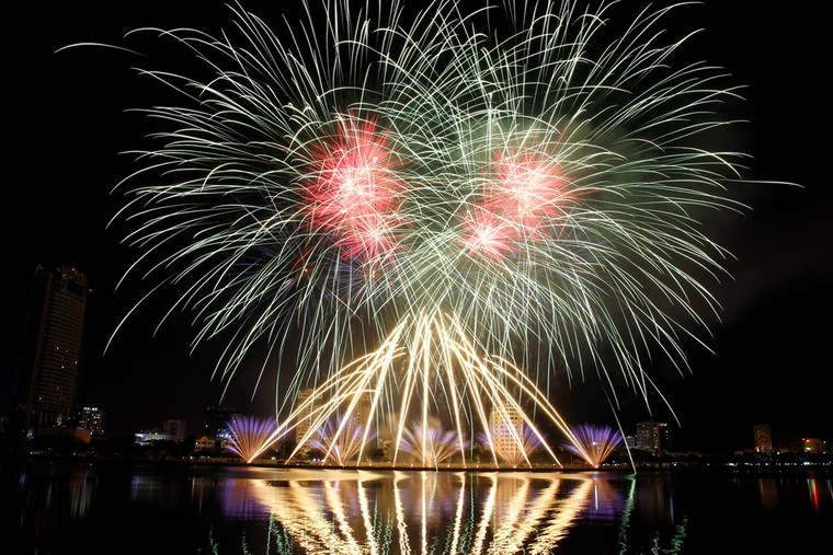 Doanh nghiệp vào cuộc, du lịch lễ hội ‘bứt phá’ ảnh 2