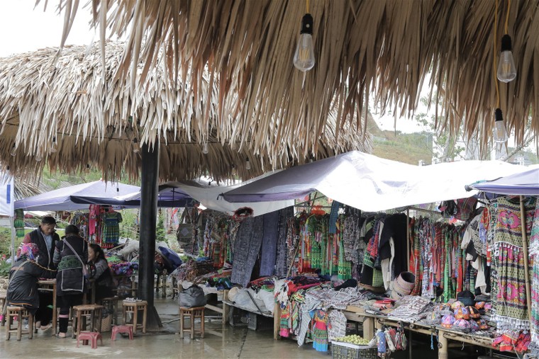 Đến Lễ hội Ẩm thực và không gian văn hoá Tây Bắc 2018 để no say chẳng muốn về ảnh 1