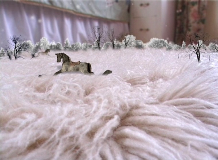 Lạc vào không gian siêu thực trong triển lãm 'Fragments' (Phân mảnh) ảnh 2