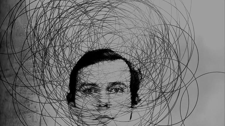 Lạc vào không gian siêu thực trong triển lãm 'Fragments' (Phân mảnh) ảnh 3