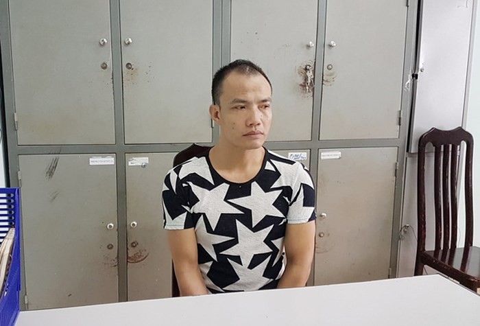 Bi hài tên trộm lấy đồ khi các cặp đôi đang ân ái ảnh 1