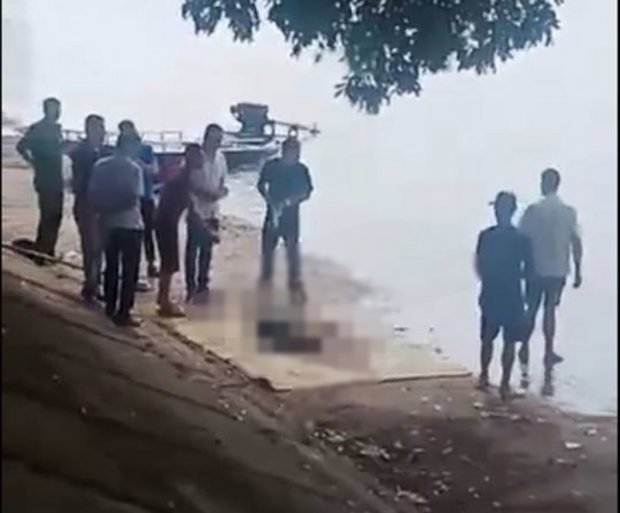 Bàng hoàng phát hiện thi thể người phụ nữ dưới hồ Linh Đàm ảnh 1