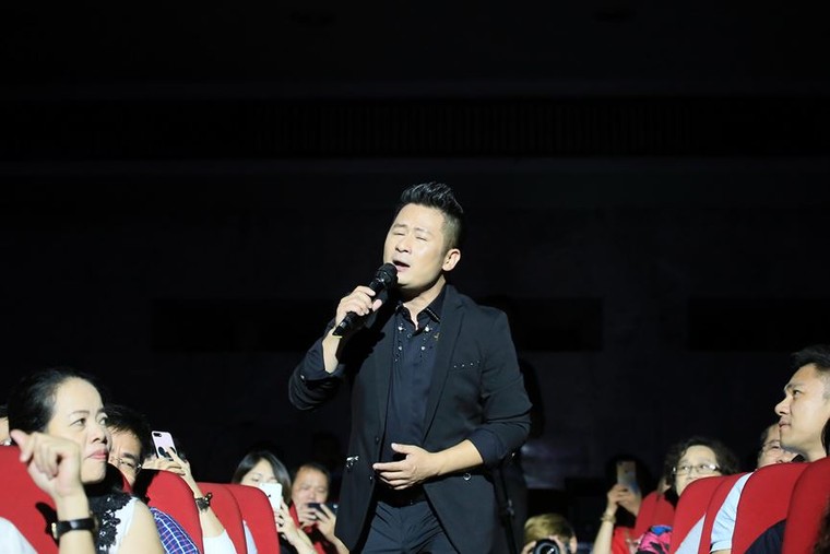 Hồng Nhung 'tố' Bằng Kiều là 'chuyên gia cướp hit' ảnh 1