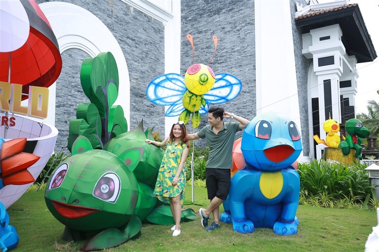 ‘Tuyệt phẩm ánh sáng’ diễu hành Carnival làm ‘nóng’ Lễ hội đèn lồng Sun World Danang Wonders ảnh 3