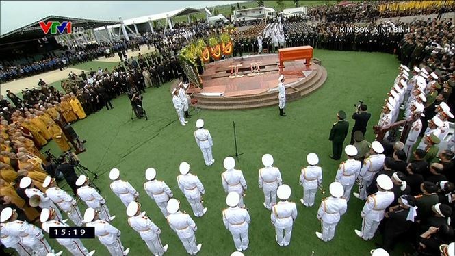 Cận cảnh nghi thức an táng Chủ tịch nước Trần Đại Quang tại Ninh Bình ảnh 6
