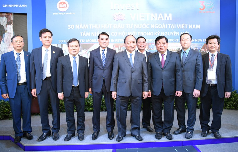 Thủ tướng chủ trì Hội nghị tổng kết 30 năm FDI tại Việt Nam ảnh 1