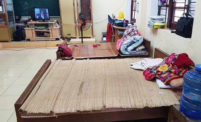 Ngôi trường suốt 3 năm thầy trò không có chỗ đi vệ sinh ảnh 3