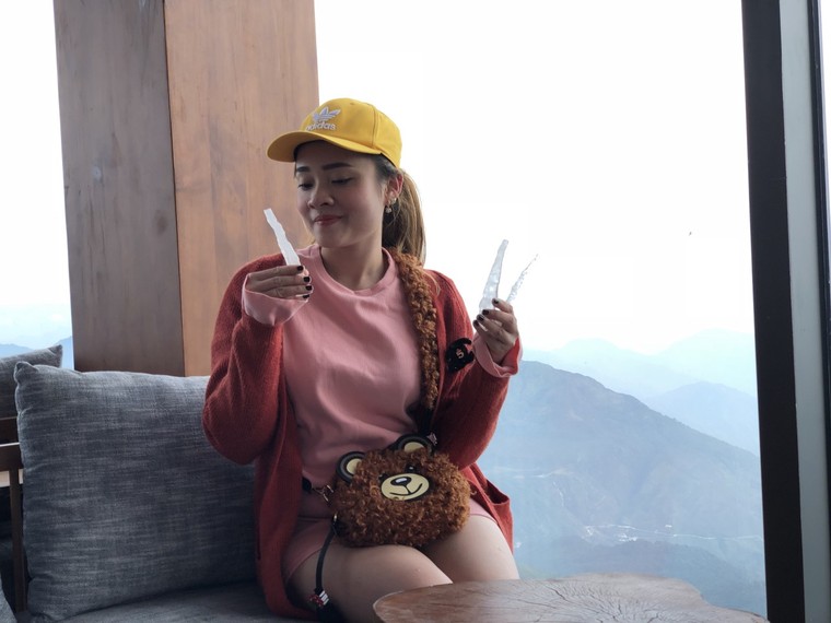 Đợt băng giá đầu tiên đã xuất hiện trên Fansipan ảnh 3