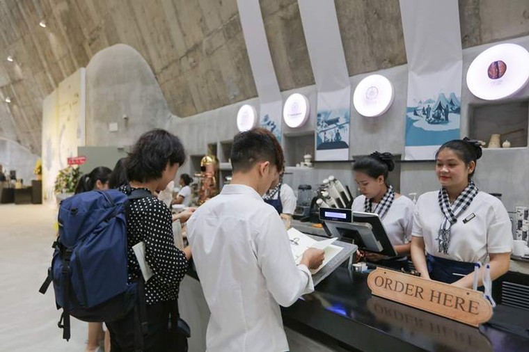 Bảo tàng Thế giới cà phê đầu tiên Việt Nam hút khách với lối kiến trúc độc đáo ảnh 3