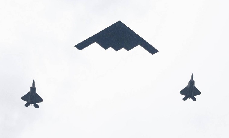 Màn phô diễn sức mạnh 'có một không hai' trong lễ mừng quốc khánh Mỹ ảnh 1