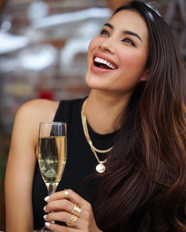 Phạm Hương tự hào khoe được vị hôn phu chăm sóc, tận tình vào bếp nấu ăn cho bạn gái ảnh 3