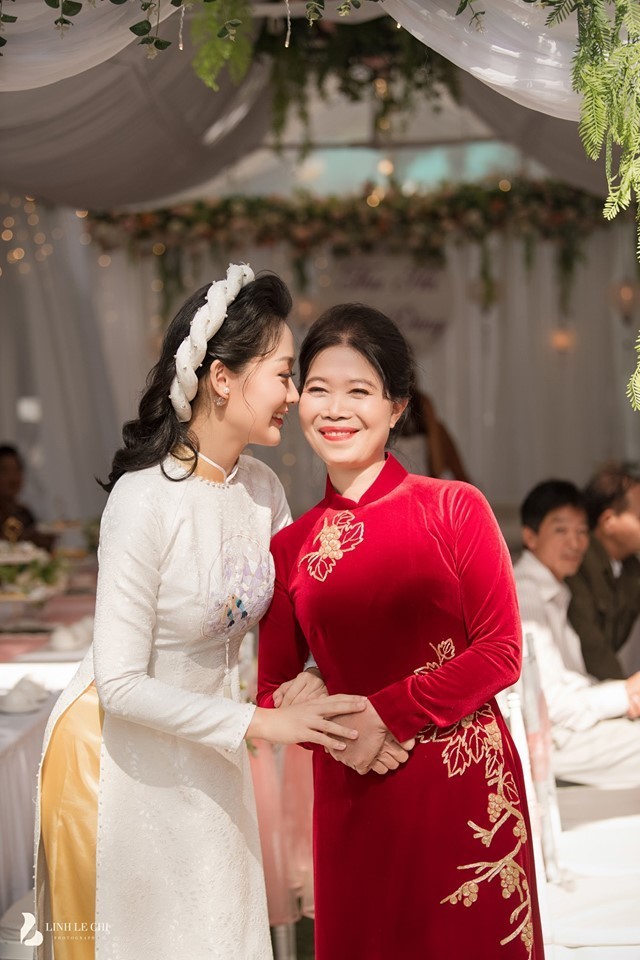 BTV Thời sự Thu Hà sẽ theo chồng về dinh vào giữa tháng 11 ảnh 7