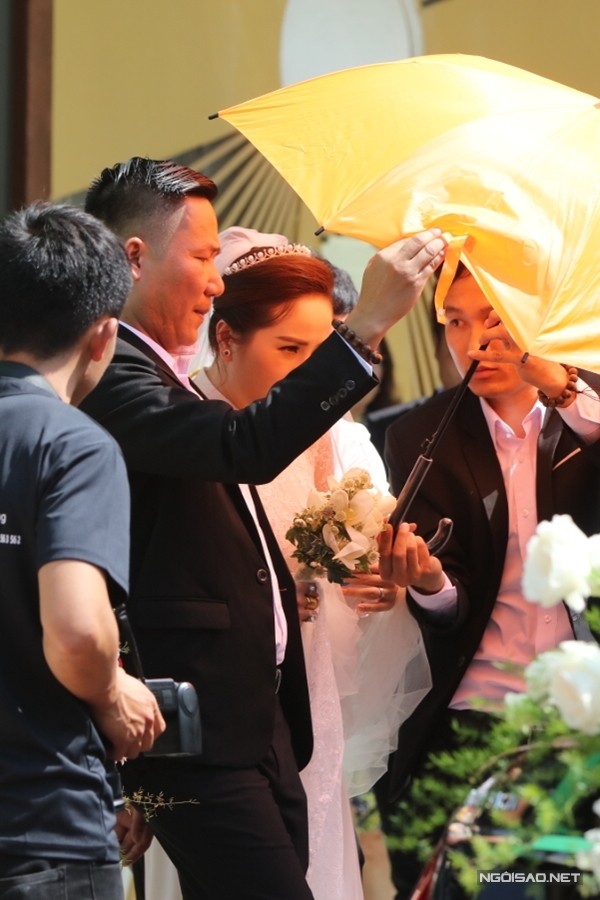 Bảo Thy làm lễ cưới ở nhà thờ ảnh 6