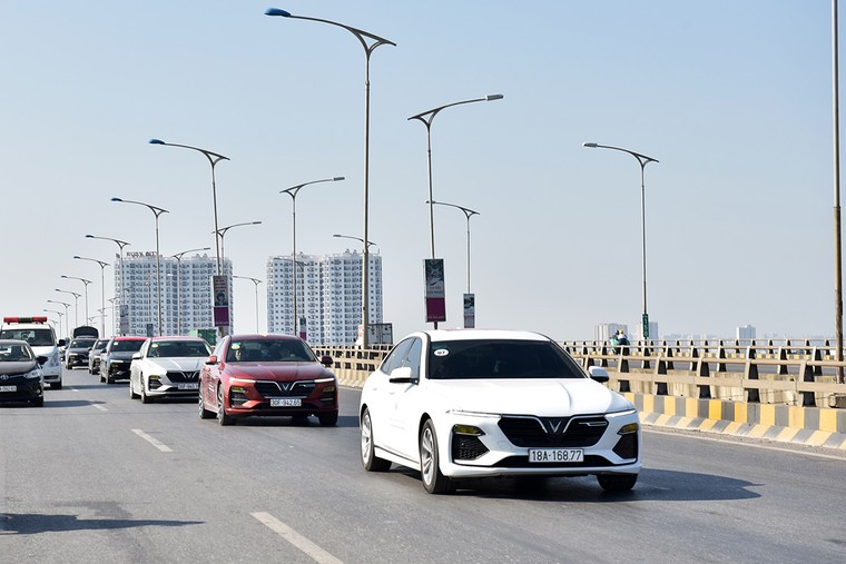 Gần 100 xe VinFast khởi động hành trình 1.000km chinh phục địa đầu Tổ quốc ảnh 4