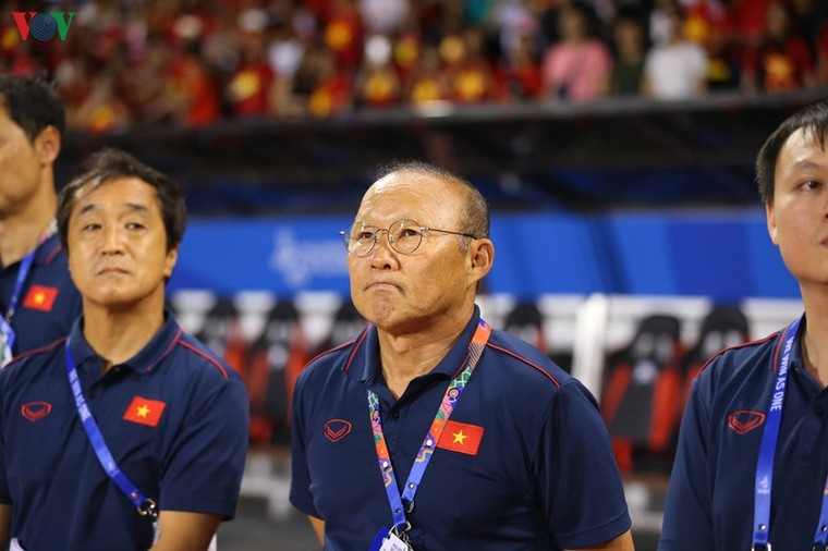 Việt Nam vào chung kết SEA Games sau 10 năm chờ đợi ảnh 1