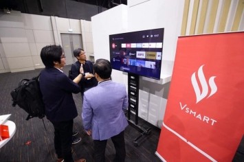 ‘Đập hộp’ Tivi Vsmart 4K của tỷ phú Phạm Nhật Vượng: Không thua kém Samsung, LG hay Sony ảnh 1