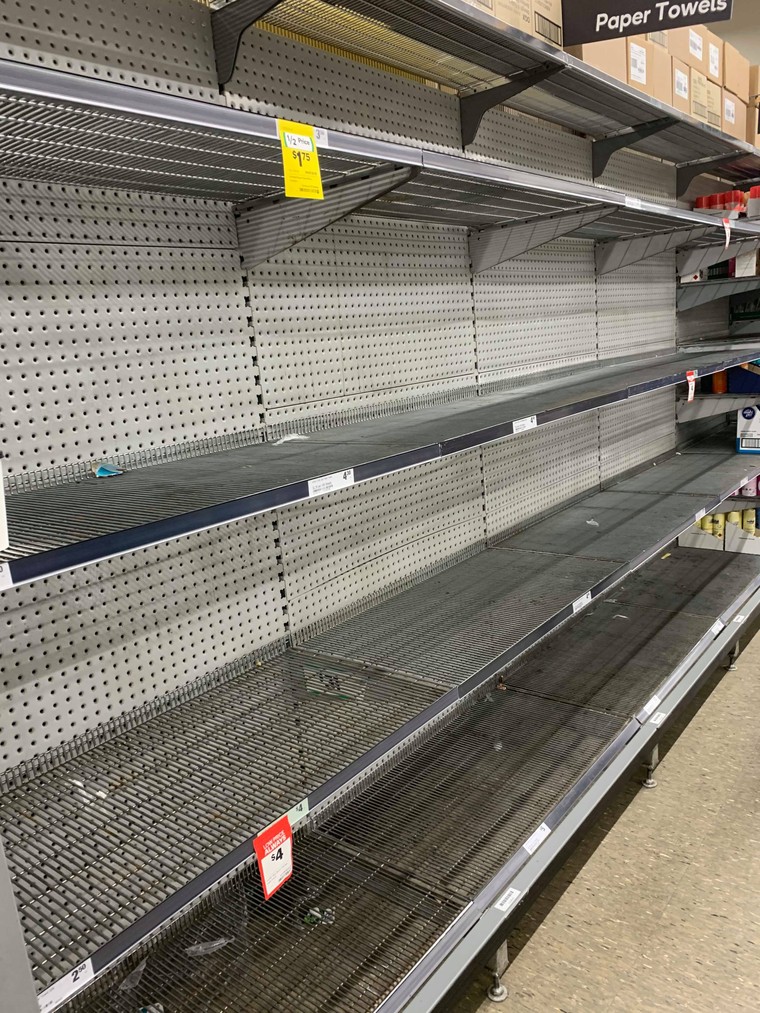 Thư Melbourne: Khi người Úc chống COVID- 19 bằng... giấy vệ sinh ảnh 1