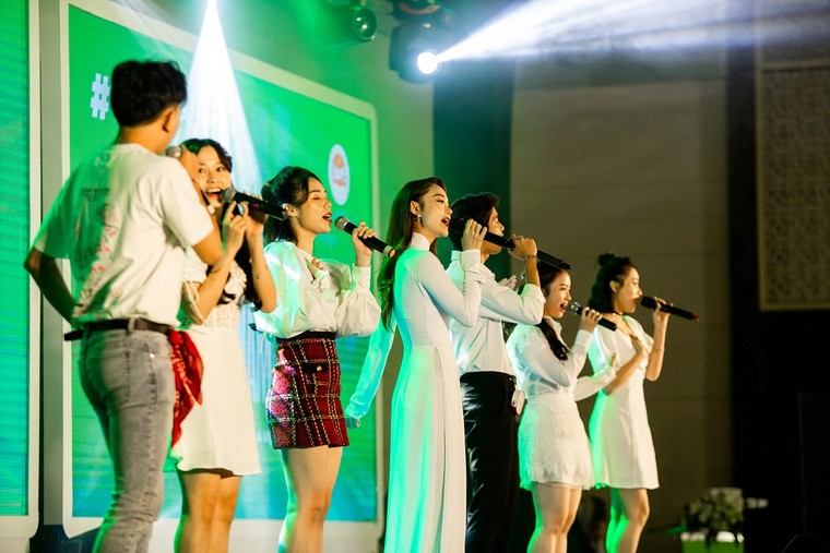 Thêm yêu đất nước qua MV ‘Bao la Việt Nam’ ảnh 4