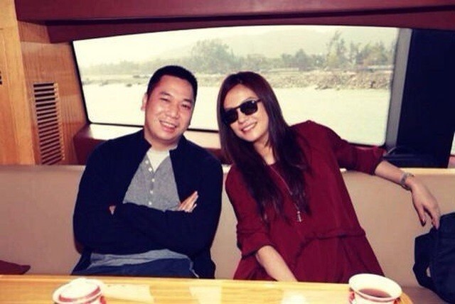 Triệu Vy bất ngờ xoá bỏ hình ảnh 'ông xã' trên trang cá nhân ảnh 1