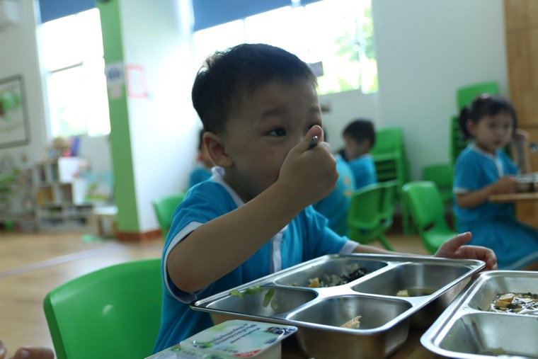 Ăn chay từ tuổi mầm non ảnh 1