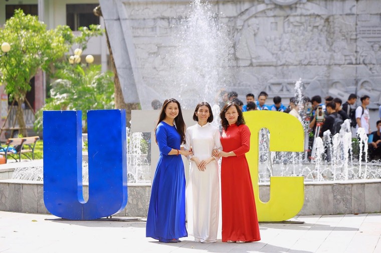 CFOS - 10 năm cùng sinh viên bước ra thế giới bằng tiếng Pháp ảnh 1