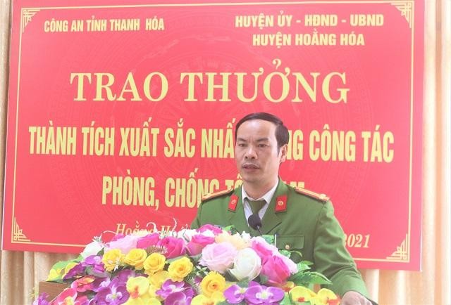 Trao thưởng cho Công an Hoằng Hoá về thành tích xuất sắc trong phòng, chống tội phạm ảnh 2