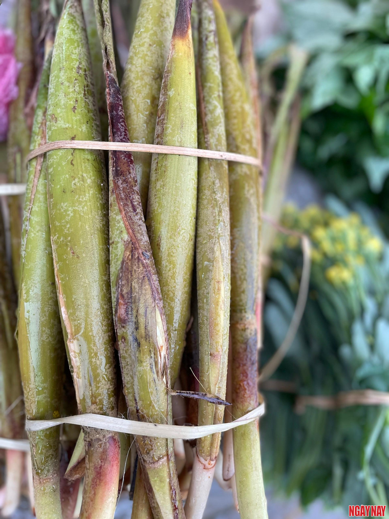 Nhật ký 99 ngày xuyên Việt: Phiên chợ vùng cao mịt mờ trong sương ảnh 4