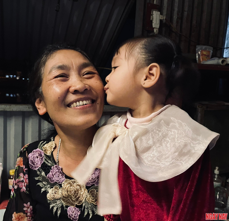 Nhật ký 99 ngày xuyên Việt: Những con số 2 của Mai ảnh 12