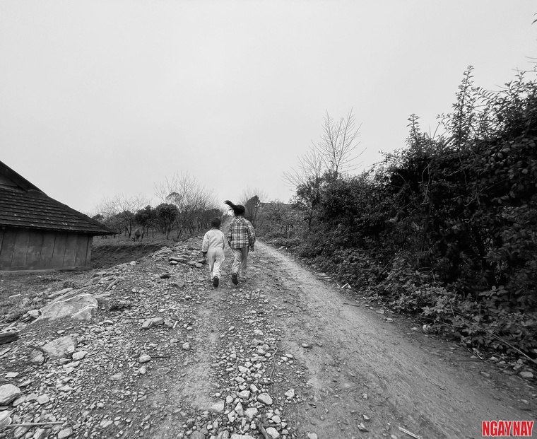 Nhật ký 99 ngày xuyên Việt: Những con số 2 của Mai ảnh 2